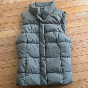 GAP women’s vest